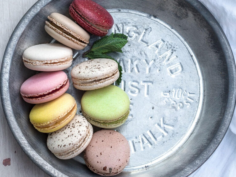 🩷 French Buttercream Macarons: Light, Elegant, and Utterly Irresistible